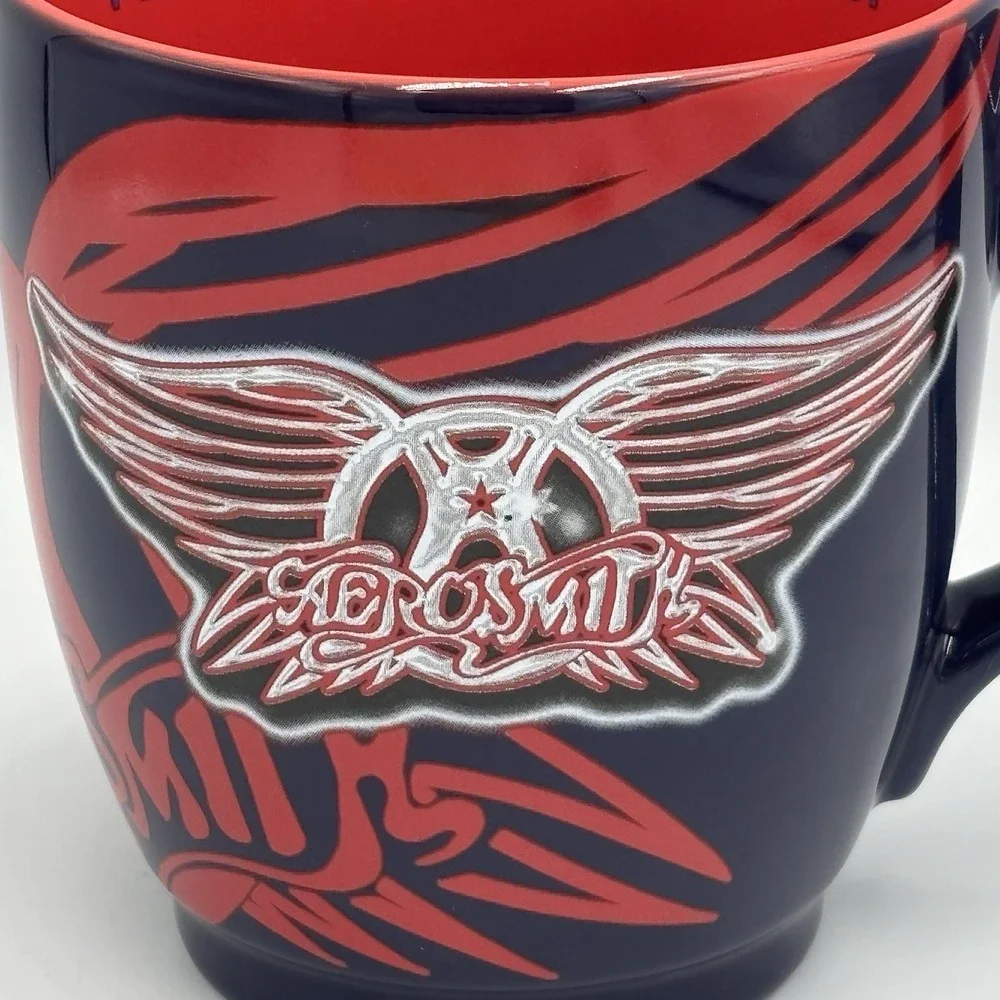 DISNEY'S ROCK 'N ROLLERCOASTER AEROSMITH GUITAR WINGS‎ COFFEE MUG.